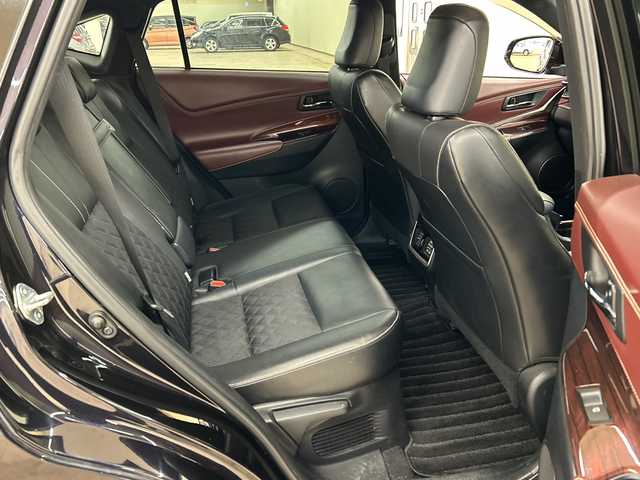 トヨタ ハリアー プレミアム アドバンスドP 道央・札幌 2014(平26)年 8.3万km スパークリングブラックパールクリスタルシャイン ４ＷＤ//純正ナビ（CD/DVD/FM/AM/SD/BT)//フルセグ（走行中視聴不可）//バックカメラ//全方位モニター//アイドリングストップ//ウィンカーミラー//クルーズコントロール（追従走行あり）//ドアバイザー//プッシュスタート//ビルトインETC//MTモード付AT//スペアキー×１//純正エンジンスターター//電動リアゲート//パワーシート（運転席）//ハーフレザーシート//純正フロアマット/横滑り防止装置//コーナーセンサー//レーンキープアシスト//盗難防止装置//オートライト//オートマチックハイビーム//プリクラッシュブレーキアシスト//フォグランプ//自動防眩ミラー//ステアリングスイッチ//革巻きステアリング//ワイパー間欠時間コントローラー//電動格納ミラー//ECO・PWRモード//ワイヤレス充電器