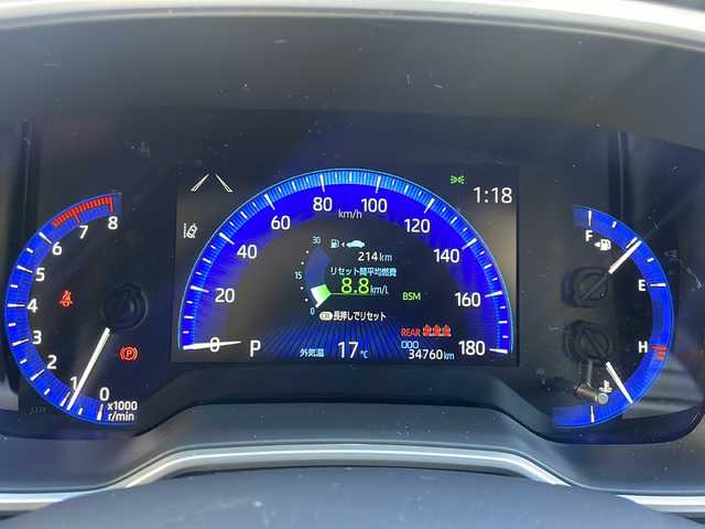 トヨタ カローラ クロス Z 広島県 2022(令4)年 3.5万km スパークリングブラックパールクリスタルシャイン /登録時走行距離/　　　　　　　34760キロ/ワンオーナー/パノラマルーフ/ディスプレイオーディオ/パノラミックビューモニター/地デジ/PCS/ハーフレザーシート/シートヒーター/パワーバックドア/スペアキー×１/ビルトインETC/新車時整備手帳/　　【保証書】/取扱説明書/