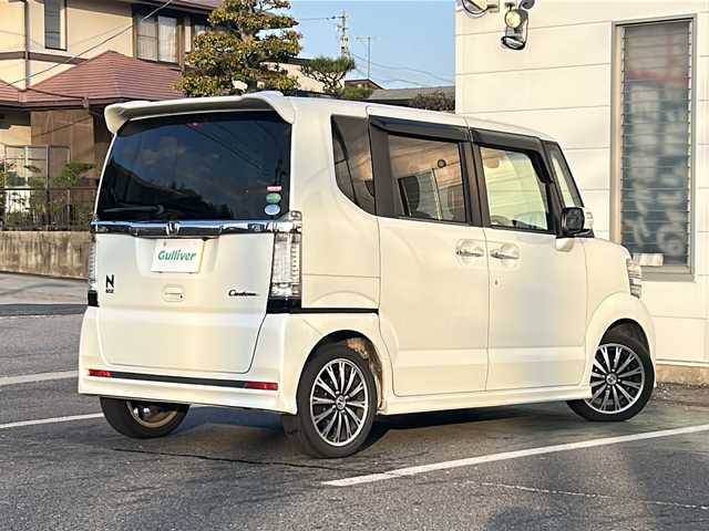 ホンダ Ｎ ＢＯＸ カスタム ターボ SSパッケージ 愛知県 2014(平26)年 10.5万km プレミアムホワイトパール /禁煙車//純正ナビ・フルセグTV/　(VXM-155VFi)//Bluetooth/CD・DVD//バックカメラ/ETC//前後ドライブレコーダー//あんしんパッケージ//CTBA//純正１５インチアルミ//横滑り防止装置（VSA）//両側パワースライドドア//HIDオートライト//プッシュスタート//電動格納ミラーウィンカー//ISOFIX//ドアバイザー//純正フロアマット//取扱説明書/新車保証書