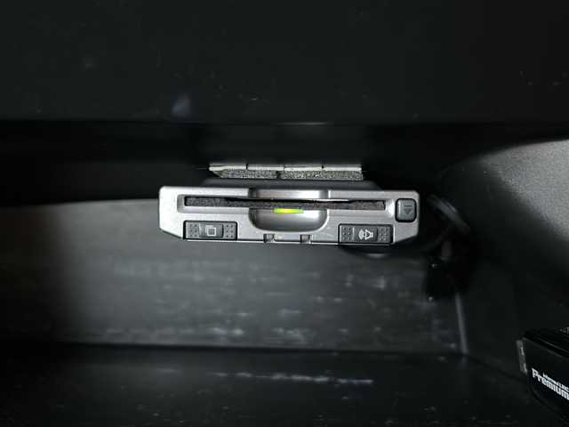 ホンダ Ｎ ＢＯＸ カスタム ターボ SSパッケージ 愛知県 2014(平26)年 10.5万km プレミアムホワイトパール /禁煙車//純正ナビ・フルセグTV/　(VXM-155VFi)//Bluetooth/CD・DVD//バックカメラ/ETC//前後ドライブレコーダー//あんしんパッケージ//CTBA//純正１５インチアルミ//横滑り防止装置（VSA）//両側パワースライドドア//HIDオートライト//プッシュスタート//電動格納ミラーウィンカー//ISOFIX//ドアバイザー//純正フロアマット//取扱説明書/新車保証書