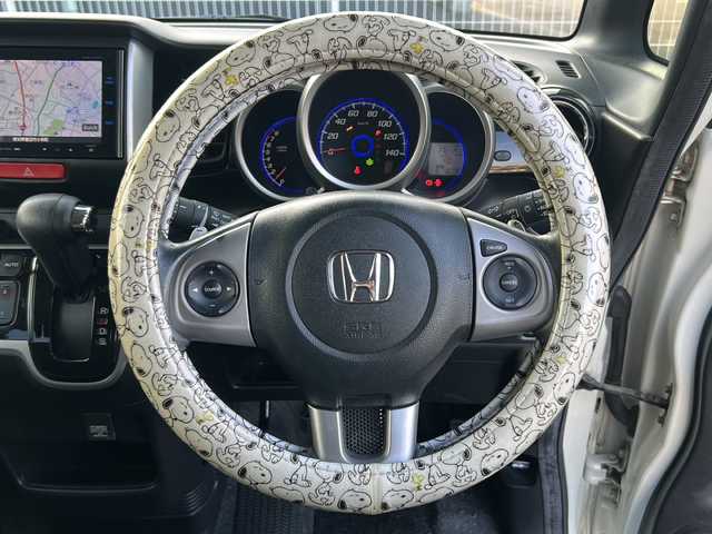 ホンダ Ｎ ＢＯＸ カスタム ターボ SSパッケージ 愛知県 2014(平26)年 10.5万km プレミアムホワイトパール /禁煙車//純正ナビ・フルセグTV/　(VXM-155VFi)//Bluetooth/CD・DVD//バックカメラ/ETC//前後ドライブレコーダー//あんしんパッケージ//CTBA//純正１５インチアルミ//横滑り防止装置（VSA）//両側パワースライドドア//HIDオートライト//プッシュスタート//電動格納ミラーウィンカー//ISOFIX//ドアバイザー//純正フロアマット//取扱説明書/新車保証書