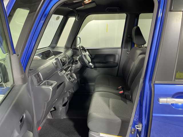 ダイハツ ウェイク D 沖縄県 2016(平28)年 13.8万km ブルーメタリック 禁煙車/社外オーディオ/(CD/USB/AUX)/キーレスキー/横すべり防止機能/アイドリングストップ/ヘッドライトレベライザー/電動格納ミラー/ドアバイザー/フロアマット/バニティミラー/フォグランプ