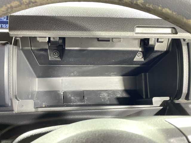 ダイハツ ウェイク D 沖縄県 2016(平28)年 13.8万km ブルーメタリック 禁煙車/社外オーディオ/(CD/USB/AUX)/キーレスキー/横すべり防止機能/アイドリングストップ/ヘッドライトレベライザー/電動格納ミラー/ドアバイザー/フロアマット/バニティミラー/フォグランプ