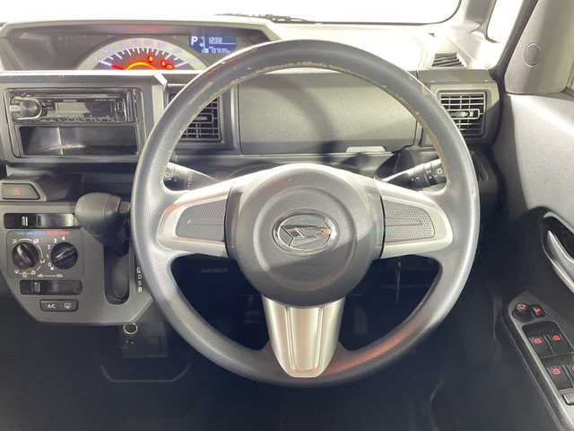 ダイハツ ウェイク D 沖縄県 2016(平28)年 13.8万km ブルーメタリック 禁煙車/社外オーディオ/(CD/USB/AUX)/キーレスキー/横すべり防止機能/アイドリングストップ/ヘッドライトレベライザー/電動格納ミラー/ドアバイザー/フロアマット/バニティミラー/フォグランプ