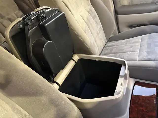 トヨタ ランドクルーザー VX－LTD 香川県 2001(平13)年 9.7万km ホワイトパールマイカ ワンオーナー/ウッドコンビステア/クルーズコントロール/社外LEDヘッドライト/社外16インチアルミ/純正マット/ETC