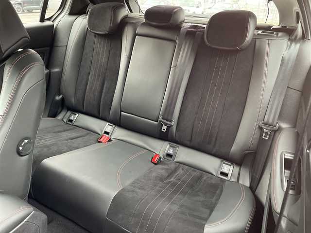 プジョー ３０８ GT ブルーHDi 青森県 2020(令2)年 2.8万km BLANC NACRE オーディオディスプレイ/（Bluetooth・AppleCarPlay・AndroidAuto）/インテリジェントハイビーム/パークアシスト/ブラインドスポットモニター/アクティブクルーズコントロール/アクティブセーフティブレーキ/レーンキープアシスト/ドライバーアテンションアラート/ディスタンスアラート/スピードリミットインフォメーション/ハーフレザーシート/バック・サイドカメラ/電動パーキングブレーキ/ヒルスタートアシスタント/LEDオートライト/ウインカーミラー/純正アルミホイール18インチ/ステアリングスイッチ/パドルシフト/アイドリングストップ/ABS/プッシュスタート/スマートキーX2/取扱説明書