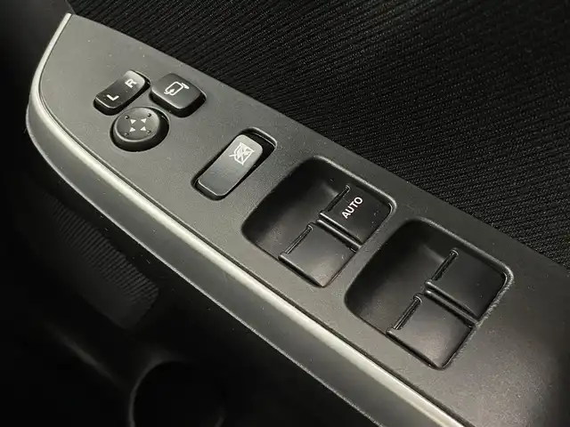 スズキ ソリオ バンディット HV MV Dカメラ ブレーキS 宮城県 2016(平28)年 4.7万km ファーベントレッド/スーパーブラックパール デュアルカメラブレーキサポート/ナビ/パワースライドドア/ルーフブラック/レーダークルーズコントロール/衝突軽減ブレーキ/レーンキープアシスト/LEDヘッドライト/フォグランプ/Bluetoothオーディオ/純正15インチAW/禁煙