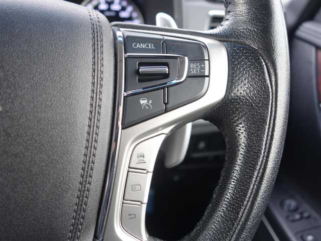 三菱 デリカＤ：５ G パワーパッケージ 山形県 2019(平31)年 5.3万km アイガーグレーM/ダイヤモンドブラックマイカ 4WD/軽油/衝突被害軽減システム/メモリナビ/　　【CD DVD BT フルセグ USB AUX】/バックカメラ/両側パワースライドドア/レーダークルーズコントロール/LEDオートヘッドライト/シートヒーター/純正18インチアルミホイール/ドライブレコーダー/アイドリングストップ/パドルシフト/IC付ターボ/電動格納ウィンカーミラー/フォグランプ/スマートキー/ETC