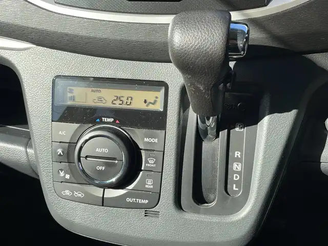 スズキ ワゴンＲ スティングレー X 岐阜県 2015(平27)年 3.6万km ミステリアスバイオレットパール (株)IDOMが運営する【じしゃロン多治見店】の自社ローン対象車両になります。こちらは現金ご利用時の価格です。自社ローンご希望の方は別途その旨お申付け下さい。/社外メモリナビ/　（DVD/ワンセグ/USB）/レーダーブレーキサポート/アイドリングストップ/運転席シートヒーター/オートライト/フォグランプ/ステアリングリモコン/電動格納ミラー