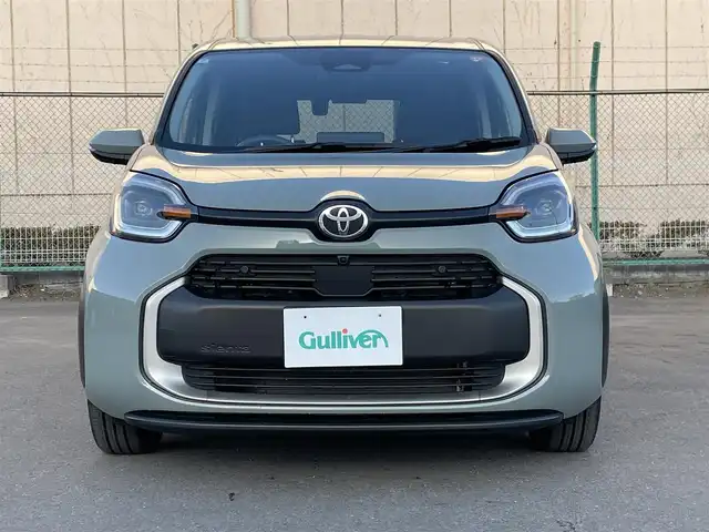 トヨタ シエンタ ハイブリッド Z 東京都 2024(令6)年 0.5万km アーバンカーキ 純正ナビ　/Ｂｌｕｅｔｏｏｔｈ　/ＴＶ　/ＵＳＢ　/全周囲カメラ　/追従型クルーズコントロールシステム/両側電動スライドドア　/アドバンストパーク　/前後ドライブレコーダー　/ＥＴＣ２．０　/サイドバイザー　/純正フロアマット　/衝突被害軽減システム/ABS/横滑り防止装置/レーンアシスト/盗難防止装置/オートライト/BSM