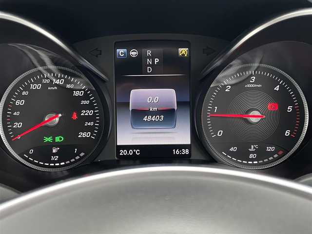 メルセデス・ベンツ Ｃ２２０ｄ ワゴン ローレウスエディション 東京都 2018(平30)年 4.9万km パール 純正HDDナビ/（Bluetooth接続、CD/DVD再生、フルセグTV）/Bカメラ/レーダーセーフティパッケージ/ACC/黒革シート/スライディングルーフ/純正フロアマット/レーンキープアシスト/純正LEDヘッドライト/BSM/D席パワーシート/D席シートヒーター/純正18インチAW/ETC/アイドリングストップ/取り扱い説明書/保証書/スペアキー