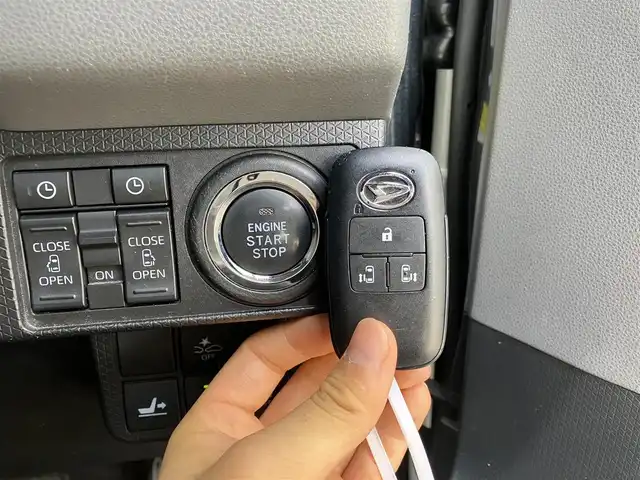 ダイハツ タント カスタム X セレクション 高知県 2020(令2)年 4.8万km パールブラック スマートアシスト　/純正ＳＤナビ　/フルセグＴＶ　/ＣＤ/ＤＶＤ　/Ｂｌｕｅｔｏｏｔｈ　/全方位カメラ　/ドラレコ　/両側パワースライドドア　/シートヒーター　/ＥＴＣ　/コーナーセンサー　/LEDライト　/オートライト　/ステアリングスイッチ　/スペアキー　/オートマチックハイビーム　/フロアマット　/アイドリングストップ
