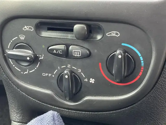 プジョー ２０６ XT 福岡県 2001(平13)年 18.7万km サファイアブルー SONY1DINオーディオ(AM/FM/CD/MD)リモコンキー純正フロアマットドライブモードセレクトボタン横滑り防止オーディオソース切り替えスティック