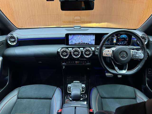 メルセデス・ベンツ ＣＬＡ２００ｄ Sブレーク AMGライン 千葉県 2020(令2)年 4.2万km コスモスブラック ＲＳＰ　/純正ナビ　/バックカメラ　/ＡＣＣ　/ハーフレザーシート　/シートヒーター　/パワーシート　/ＬＥＤヘッドライト　/オートライト　/電動リアゲート　/ＥＴＣ　/アンビエントライト　/ドライブレコーダー　/パドルシフト
