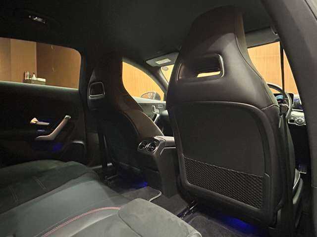 メルセデス・ベンツ ＣＬＡ２００ｄ Sブレーク AMGライン 千葉県 2020(令2)年 4.2万km コスモスブラック ＲＳＰ　/純正ナビ　/バックカメラ　/ＡＣＣ　/ハーフレザーシート　/シートヒーター　/パワーシート　/ＬＥＤヘッドライト　/オートライト　/電動リアゲート　/ＥＴＣ　/アンビエントライト　/ドライブレコーダー　/パドルシフト