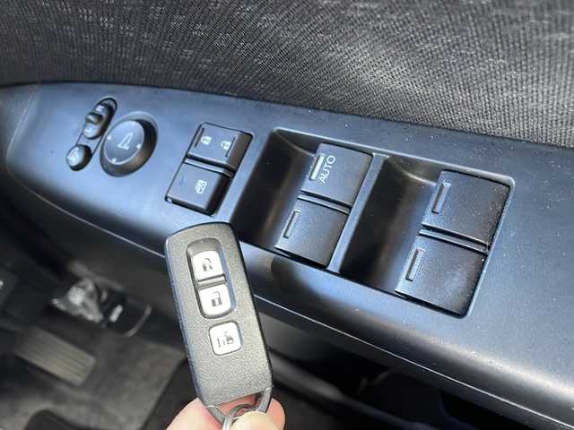ホンダ Ｎ ＢＯＸ カスタム G Lパッケージ 青森県 2012(平24)年 10.4万km プレミアムゴールドパープルパール 4WD/社外メモリナビ・ワンセグTV/CD/DVD/USB/片側パワースライドドア/横滑り防止機能/スマートキー/プッシュスタート/純正フロアマット/HIDライト/フォグランプ/ウインカーミラー/社外13インチアルミ