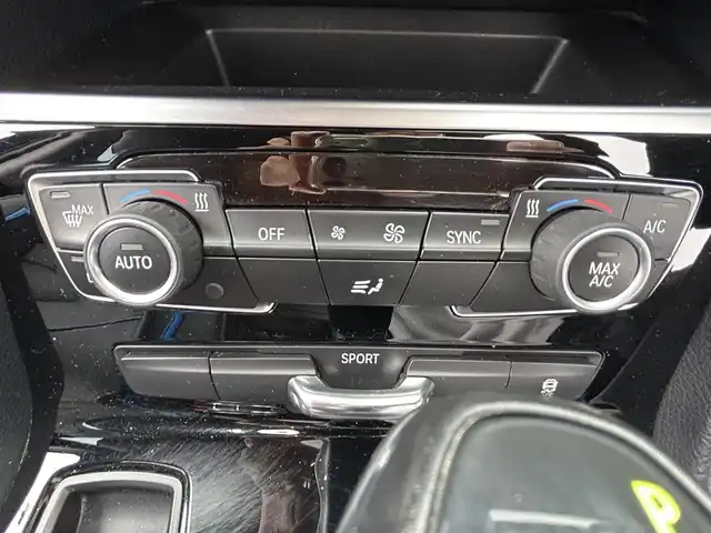 ＢＭＷ ２１８ｉ グランツアラー 島根県 2016(平28)年 7.8万km ディープシーブルー 純正ナビ/バックカメラ/アイドリングストップ/ドアバイザー/プッシュスタート/ルームミラー一体型ETC/前方ドライブレコーダー（DRY-ST3000)/コーナーセンサー（リア）