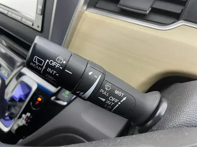 ホンダ フリード ハイブリット G ホンダセンシング 富山県 2018(平30)年 5.9万km モダンスティールM 純正ナビ(AM/FM/CD/DVD/BT/iPod)/フルセグTV/バックカメラ/レーダークルーズコントロール/レーンキープアシスト/衝突軽減ブレーキ/ウインドシールドデアイサー/前方ドライブレコーダー/両側パワースライドドア/横滑り防止装置/3列シート/純正フロアマット/鉄チンホイール/サンシェード/電動格納ミラー/バニティミラー/ドアバイザー/スマートキー/スペアキー1本/プッシュスタート/取扱説明書/保証書