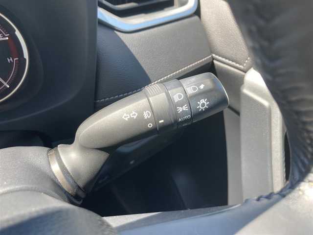 トヨタ ＲＡＶ４ G 鳥取県 2019(令1)年 3.3万km アティチュードブラックマイカ ４・W・D/純正ナビ/フルセグ/DVD/CD/BT/バックカメラ・ETC/トヨタセーフティセンス/レーダークルーズコントロール/レーンキープアシスト/合皮レザーシート/前席シートヒーター/運転席パワーシート（メモリ機能付き）/パワーバックドア/LEDヘットライト/純正18インチアルミホイール/プッシュエンジンスタート/スマートキー×２