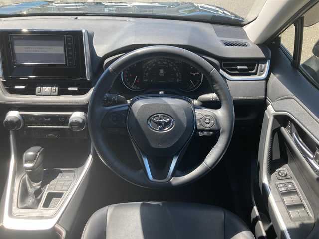トヨタ ＲＡＶ４ G 鳥取県 2019(令1)年 3.3万km アティチュードブラックマイカ ４・W・D/純正ナビ/フルセグ/DVD/CD/BT/バックカメラ・ETC/トヨタセーフティセンス/レーダークルーズコントロール/レーンキープアシスト/合皮レザーシート/前席シートヒーター/運転席パワーシート（メモリ機能付き）/パワーバックドア/LEDヘットライト/純正18インチアルミホイール/プッシュエンジンスタート/スマートキー×２