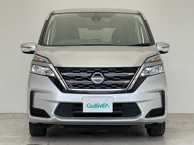 日産 セレナ X 愛知県 2022(令4)年 6.4万km ブリリアントシルバー 社外SDナビ（AVIC-RZ403）/DVD/CD/Bluetooth/衝突軽減ブレーキ/ブラインドスポットモニター/片側電動スライドドア/バックカメラ/コーナーセンサー/ETC/ステアリングスイッチ/スマートキー/プッシュスタート
