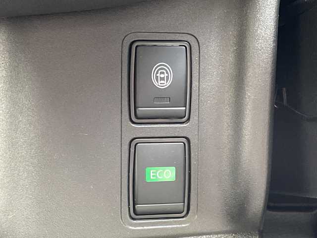 日産 セレナ X 三重県 2022(令4)年 6.4万km ブリリアントシルバー 社外SDナビ（AVIC-RZ403）/DVD/CD/Bluetooth/衝突軽減ブレーキ/ブラインドスポットモニター/片側電動スライドドア/バックカメラ/コーナーセンサー/ETC/ステアリングスイッチ/スマートキー/プッシュスタート