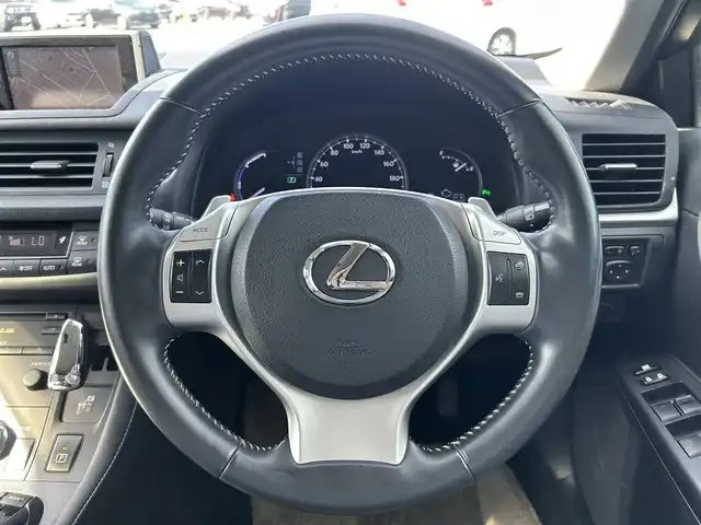 レクサス ＣＴ 200h 群馬県 2012(平24)年 14.1万km ブラックオパールマイカ 純正HDDナビ/（CD/DVD/USB/Bluetooth）/フルセグテレビ/バックカメラ/シートヒーター/パドルシフト/ステアリングリモコン/LEDヘッドランプ/社外フロアマット/純正ドアバイザー/ETC/保証書・取説・スペアキー