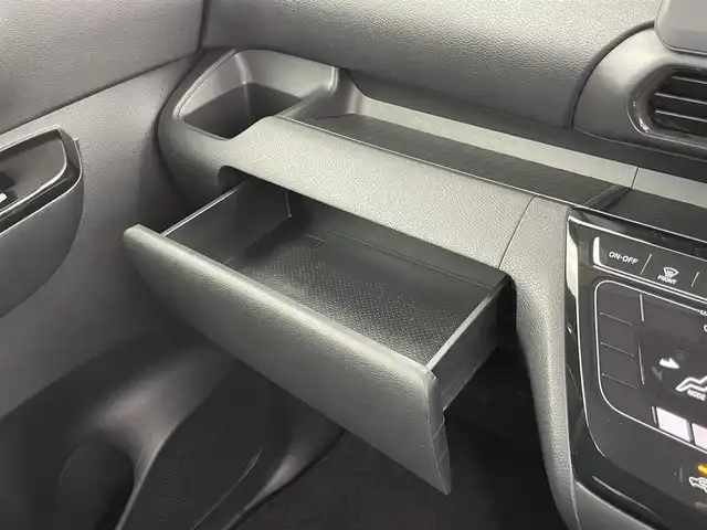 日産 ルークス ハイウェイスター X 千葉県 2020(令2)年 5.4万km ブラック 禁煙車/エマージェンシーブレーキ/レーンキープアシスト/先行発進のお知らせ/速度標識表示機能/道路標識表示機能/前後ソナー/ふらつき警報/オートハイビーム/純正メモリナビ/　CD/DVD/BT/フルセグ/片側パワースライドドア/アラウンドビューモニター/電動格納ミラー/スマートキー＆プッシュスタート/ヘッドライトレベライザー /ステアリングスイッチ/純正14インチアルミホイール