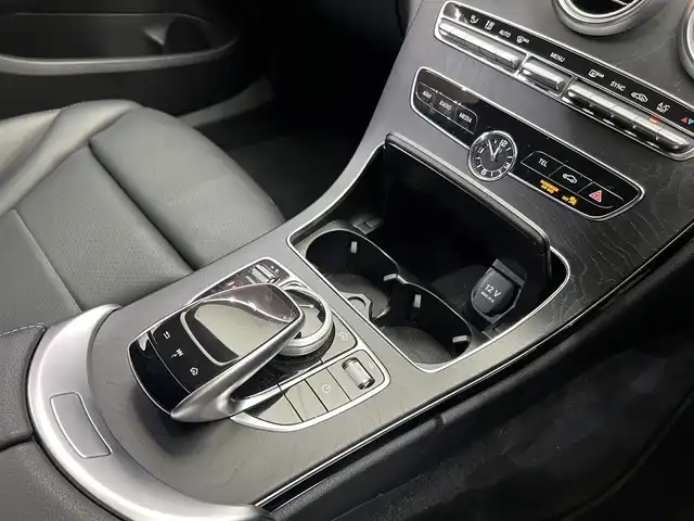メルセデス・ベンツ Ｃ２００ アバンギャルド AMGライン 千葉県 2018(平30)年 3.3万km オブシディアンブラック ＡＣＣ　/黒革　/ナビＴＶ　/Ｂカメラ　/Ｂｌｕｅｔｏｏｔｈ接続　/電動シート　/シートＨ　/ＬＥＤライト　/アダプティブハイビームアシストプラス　/アクティブパーキング　/ＥＴＣ　/ドラレコ　/衝突軽減Ｂ　/ＢＳＭ　/ＬＫＡ