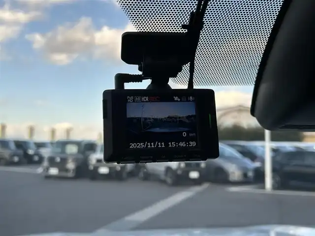 トヨタ ＲＡＶ４ G 島根県 2023(令5)年 5.7万km プラチナホワイトパールマイカ 登録時走行距離56734km/ワンオーナー/純正10.5インチナビ/フルセグTV/Bluetooth・AM・FM/全周囲カメラ/前席シートヒーター/前席エアーシート/運転席パワーシート/電動リアゲート/ETC2.0/ドライブレコーダー/レーダークルーズコントロール/衝突被害軽減ブレーキ/レーンキープアシスト/スマートキー(スペアキー×1)/LEDヘッドライト/フォグランプ/オートライト/純正18インチAW/禁煙車