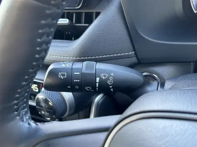 トヨタ ＲＡＶ４ G 島根県 2023(令5)年 5.7万km プラチナホワイトパールマイカ 登録時走行距離56734km/ワンオーナー/純正10.5インチナビ/フルセグTV/Bluetooth・AM・FM/全周囲カメラ/前席シートヒーター/前席エアーシート/運転席パワーシート/電動リアゲート/ETC2.0/ドライブレコーダー/レーダークルーズコントロール/衝突被害軽減ブレーキ/レーンキープアシスト/スマートキー(スペアキー×1)/LEDヘッドライト/フォグランプ/オートライト/純正18インチAW/禁煙車