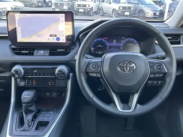 トヨタ ＲＡＶ４ G 島根県 2023(令5)年 5.7万km プラチナホワイトパールマイカ 登録時走行距離56734km/ワンオーナー/純正10.5インチナビ/フルセグTV/Bluetooth・AM・FM/全周囲カメラ/前席シートヒーター/前席エアーシート/運転席パワーシート/電動リアゲート/ETC2.0/ドライブレコーダー/レーダークルーズコントロール/衝突被害軽減ブレーキ/レーンキープアシスト/スマートキー(スペアキー×1)/LEDヘッドライト/フォグランプ/オートライト/純正18インチAW/禁煙車