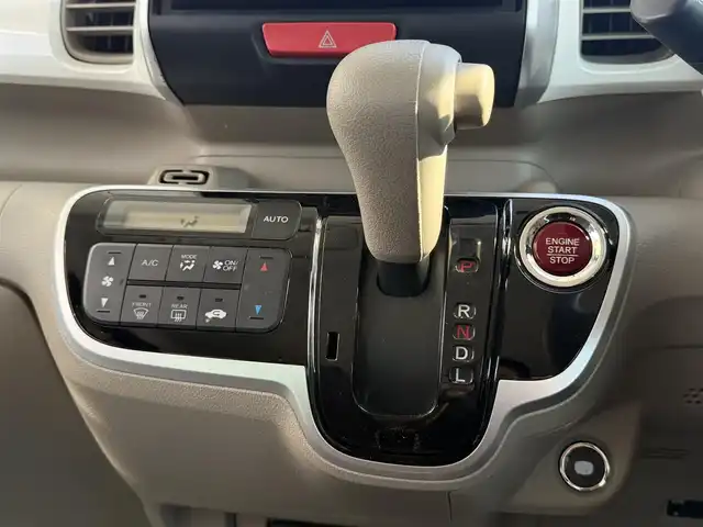 ホンダ Ｎ ＢＯＸ スラッシュ G・L 香川県 2018(平30)年 7.1万km ヌーベルブルーパール 8インチディスプレイオーディオ/バックカメラ/電子パーキング/キセノンヘッドライト/スマートキー/プッシュスタート/ビルトインETC