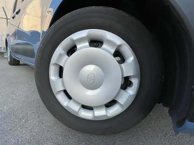 トヨタ シエンタ G 東京都 2024(令6)年 0.7万km グレイッシュブルー 純正ディスプレイオーディオ　/全周囲カメラ　/両側電動ドア　/ビルトインＥＴＣ　/追従クルコン　/純正ドラレコ　/トヨタセーフティセンス　/コーナーセンサー　/ＢＳＭ　/電動パーキング　/ＡＶＨ　/オートライト　/禁煙