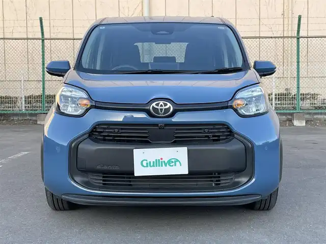 トヨタ シエンタ G 東京都 2024(令6)年 0.7万km グレイッシュブルー 純正ディスプレイオーディオ　/全周囲カメラ　/両側電動ドア　/ビルトインＥＴＣ　/追従クルコン　/純正ドラレコ　/トヨタセーフティセンス　/コーナーセンサー　/ＢＳＭ　/電動パーキング　/ＡＶＨ　/オートライト　/禁煙