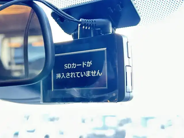 日産 セレナ e－パワー ハイウェイスター V 兵庫県 2018(平30)年 5.4万km ダイヤモンドブラック 純正9インチメモリーナビ/（CD/DVD/BT/フルセグTV）/アラウンドビューモニター/エマージェンシーブレーキ/両側パワースライドドア/ハンドルヒーター/前席シートヒーター/ハンドルヒーター/ドライブレコーダー/LEDヘッドライト/AUTOライト/純正フロアマット/ドアバイザー/スマートキー/スペアキー