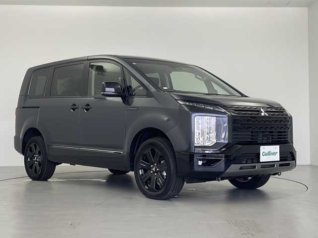 三菱 デリカＤ：５ シャモニー 岐阜県 2025(令7)年 0.1万km未満 グレーⅡ 登録済未使用車/禁煙車/プッシュスタート/アイドリングストップ/レーンキープアシスト/パドルシフト/スマートキー/スペアキー（1本）/ステアリングリモコン/レーダークルーズコントロール(追従あり)/電格ミラー/電動リヤゲート/両側パワースライドドア/シートヒーター（運転席＋助手席）/ステアリングヒーター/フォグランプ/純正LEDヘッドライト/衝突軽減ブレーキ/横滑り防止装置