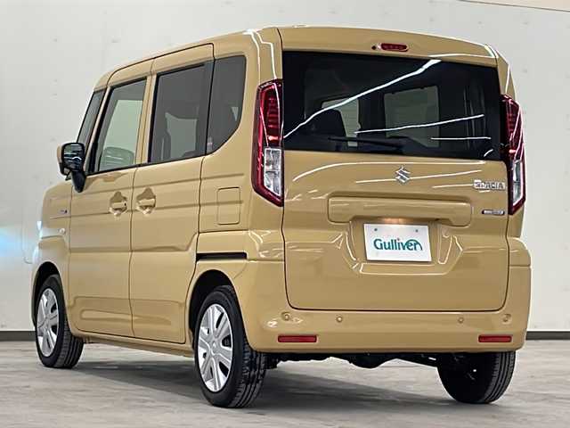 スズキ スペーシア HYBRID X 道央・札幌 2024(令6)年 0.3万km 黄 /4WD//両側パワースライドドア//デュアルセンサーブレーキサポートII//シートヒーター（運転席、助手席）//LEDヘッドライト//オットマン付きリアシート//スマートキー//プッシュスタート//スペアキー1本