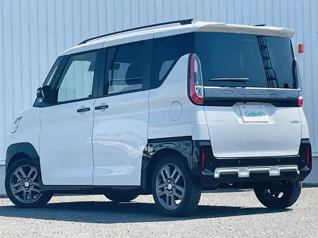 三菱 デリカミニ T プレミアム 熊本県 2024(令6)年 0.5万km アメジストブラック/シルキーホワイト 純正ディスプレイオーディオ/・AM/FM/USB/iPod/HDMI/BT/・AppleCarPlay/AndroidAuto/全周囲カメラ/・フロント/サイド/バック/衝突被害軽減ブレーキ/車線逸脱警報/MI-PILOT/先行車発進お知らせ機能/標識認識機能/道路標識認識機能/ふらつき警報/レーダークルーズコントロール/前後コーナーセンサー/革巻きステアリング/・ステアリングリモコン/・ステアリングヒーター/・パドルシフト/オートライト/・LEDライト/・フォグランプ/・ヘッドライトレベライザー/ハーフレザーシート/・D/N席シートヒーター/インテリジェントルームミラー/電動格納ミラー/・ウィンカーミラー/電動サイドブレーキ/・オートホールドボタン/ETC/純正フロアマット/純正アルミホイール/スマートキー