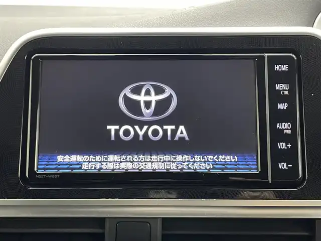 トヨタ シエンタ G クエロ 埼玉県 2018(平30)年 7.1万km ホワイトパールクリスタルシャイン 禁煙　純正ナビ　Ｂカメラ　温シート　両側電動　オートハイビーム　コーナーセンサー　レーンキープアシスト 衝突軽減システム　ハーフレザーシート　Ｂｌｕｅｔｏｏｔｈ　ＥＴＣ２．０ 純正フロアマット