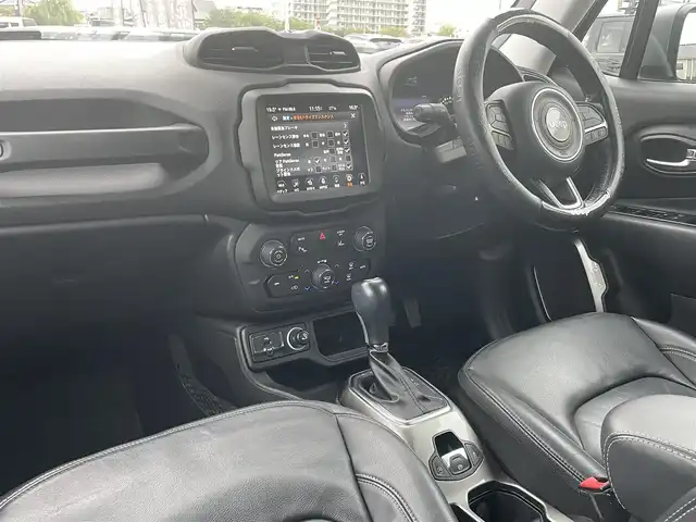 クライスラー・ジープ ジープ レネゲード リミテッド 静岡県 2020(令2)年 4.2万km 黒 UconnectナビフルセグTV Bluetooth CarPlay対応/バックカメラ/ブラックレザーシート シートヒーター /ステアリングヒーター/衝突軽減ブレーキACC/レーンセンスBSM/TOYOホワイトレターATタイヤ215/60/17/ルーフラック キャリア/LEDヘッドライト/フォグランプ/レインセンサー /スマートキー/DSRCETC