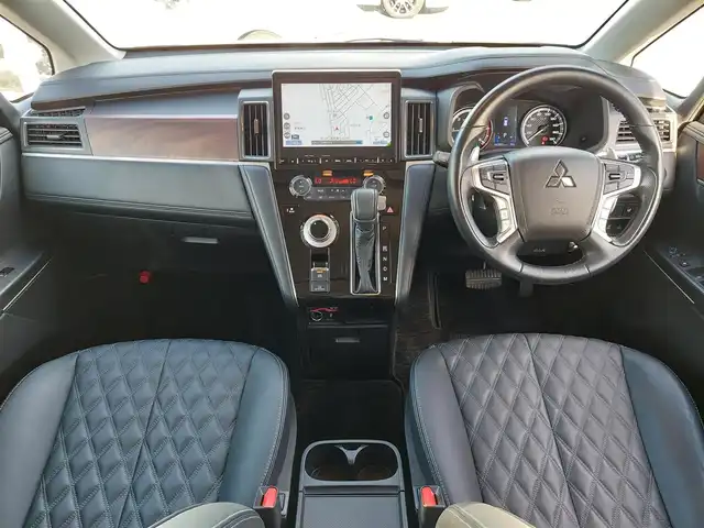 三菱 デリカＤ：５ P 東京都 2020(令2)年 3.8万km エメラルドブラックパール/アイガーグレーメタリック  e-Assist/・衝突被害軽減ブレーキシステム/・踏み間違い衝突防止アシスト/・車線逸脱防止支援機能/・レーダークルーズコントロール/・後側方車両検知警報システム [BSW]/・オートマチックハイビーム/・マルチアラウンドモニター/プッシュスタート/アイドリングストップ/パドルシフト/純正ナビ/フルセグTV/ETC/ドライブレコーダー/100V電源/両側パワースライドドア/エレクトリックテールゲート/運転席パワーシート/シートヒーター/LEDヘッドライト/オートライト/ドアバイザー/18インチ純正アルミホイール/スマートキー