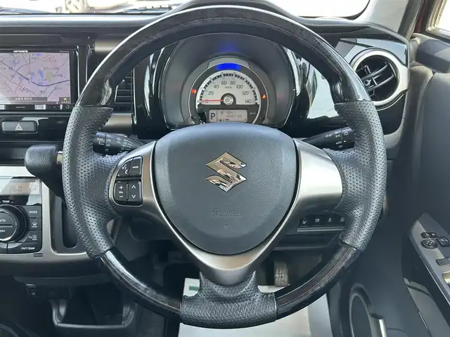 スズキ ハスラー Jスタイル 兵庫県 2016(平28)年 9万km フェニックスレッドパール/ホワイト2トーンルーフ 社外ナビ/BTオーディオ/フルセグテレビ/バックカメラ/ETC/シートヒーター/社外15インチAW/社外フロントバンパー/社外マフラー/社外ハンドル/社外リアスポイラー/社外ホーン/社外ルームミラーカバー/インチアップ/ブレーキキャリパー/マッドフラップ