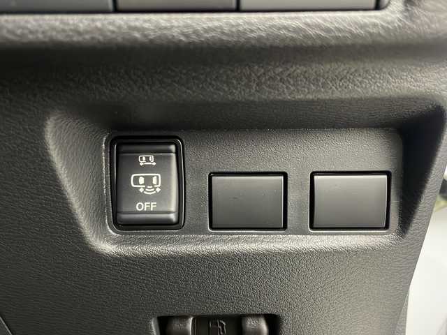 日産 ルークス ハイウェイスター X 栃木県 2023(令5)年 0.2万km ホワイトパール 衝突被害軽減ブレーキシステム/踏み間違い衝突防止アシスト/オートマチックハイビーム/標識認識システム/先行車発進通知/車線逸脱警報システム/車線逸脱防止支援機能/ふらつき警報/純正9インチナビ/(BT/AM/FM/HDMI/TV)/アラウンドビューモニター/両側パワースライドドア/純正サイドバイザー/純正フロアマット/LEDヘッドライト/フォグライト/ステアリングスイッチ/アイドリングストップ/プッシュスタート/オートエアコン