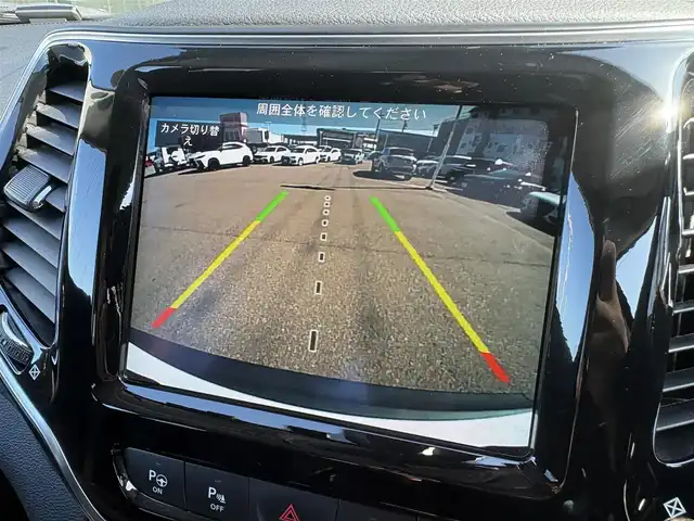 クライスラー・ジープ ジープ チェロキー リミテッド 石川県 2020(令2)年 6万km 白 4WD/純正メモリナビ/　Bluetooth・AM/FM・USB・AUX/フルセグTV/ETC2.0/バックカメラ/前後ドライブレコーダー/アダプティブクルーズコントロール/ルーフレール/パワーシート（D+N席）/シートメモリー/シートヒーター（D＋N席）/エアシート（D＋N席）/パワーバックドア/パドルシフト/ブラインドスポットモニター/アンチロック・ブレーキ・システム/衝突被害軽減システム/横滑り防止装置/前後コーナーセンサー/レーンキープアシスト/盗難防止装置/パーキングアシスト/アイドリングストップ/エアバッグ（W+サイド）/カーテンエアバッグ/LEDヘッドライト/純正アルミホイール/スマートキー/スペアキー×1