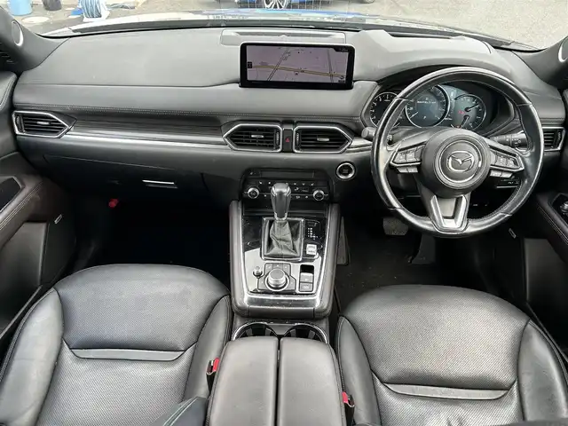 マツダ ＣＸ－８ 25S Lパッケージ 広島県 2021(令3)年 9万km ジェットブラックマイカ ワンオーナー/衝突軽減ブレーキ/サンルーフ/純正ナビ・地デジＴＶ/Bluetooth/純正USB端子/ＢＯＳＥスピーカー/全方位カメラ/黒レザーシート/シートヒーター（前席・2列目）/エアシート（前席）/パワーバックドア/クルーズコントロール/アクティブドライビングディスプレイ/革巻きステアリング/ステアリングヒーター/アクティブドライビングディスプレイ/ブラインドスポットモニター/LEDヘッドライト/純正19インチアルミ/革巻きステアリング/ステアリングヒーター/スマートキー/前後ドライブレコーダー/コーナーセンサー/電格ウィンカーミラー/ETC2.0/スペアキー（スマートキー）/純正フロアマット/保証書/取扱説明書