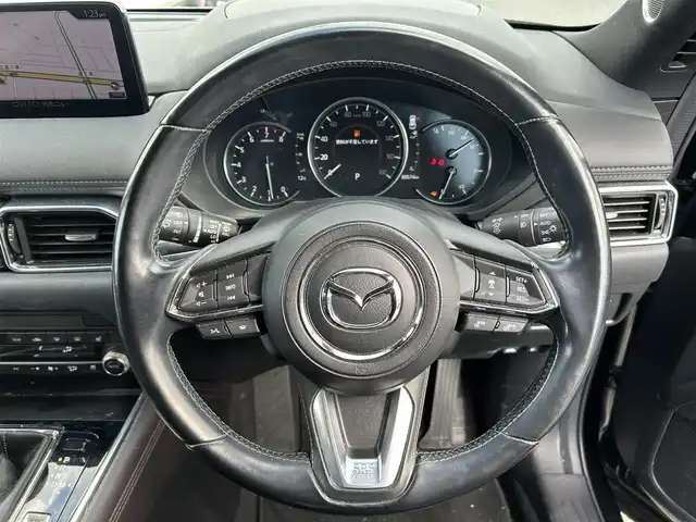 マツダ ＣＸ－８ 25S Lパッケージ 広島県 2021(令3)年 9万km ジェットブラックマイカ ワンオーナー/衝突軽減ブレーキ/サンルーフ/純正ナビ・地デジＴＶ/Bluetooth/純正USB端子/ＢＯＳＥスピーカー/全方位カメラ/黒レザーシート/シートヒーター（前席・2列目）/エアシート（前席）/パワーバックドア/クルーズコントロール/アクティブドライビングディスプレイ/革巻きステアリング/ステアリングヒーター/アクティブドライビングディスプレイ/ブラインドスポットモニター/LEDヘッドライト/純正19インチアルミ/革巻きステアリング/ステアリングヒーター/スマートキー/前後ドライブレコーダー/コーナーセンサー/電格ウィンカーミラー/ETC2.0/スペアキー（スマートキー）/純正フロアマット/保証書/取扱説明書