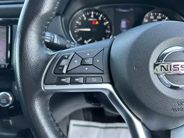 日産 エクストレイル 20Xi 栃木県 2018(平30)年 6.5万km ブリリアントホワイトパール エマージェンシーブレーキ/社外ナビ/・CD/DVD/Bluetooth/プロパイロット/アラウンドビューモニター/インテリジェントルームミラー/パワーバックドア/前後コーナーセンサー/ドライブレコーダー/ETC/カプロンシート/LEDヘッドライト/フォグランプ/オートハイビーム/純正18インチAW/ルーフレール/純正フロアマット/スマートキー/プッシュスタート