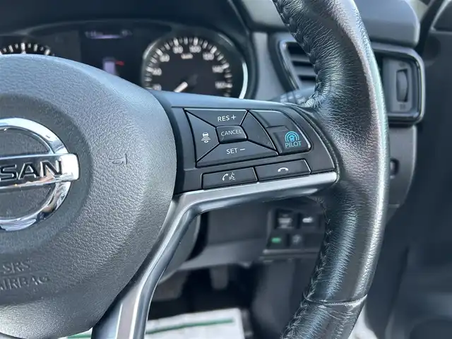 日産 エクストレイル 20Xi 栃木県 2018(平30)年 6.5万km ブリリアントホワイトパール エマージェンシーブレーキ/社外ナビ/・CD/DVD/Bluetooth/プロパイロット/アラウンドビューモニター/インテリジェントルームミラー/パワーバックドア/前後コーナーセンサー/ドライブレコーダー/ETC/カプロンシート/LEDヘッドライト/フォグランプ/オートハイビーム/純正18インチAW/ルーフレール/純正フロアマット/スマートキー/プッシュスタート