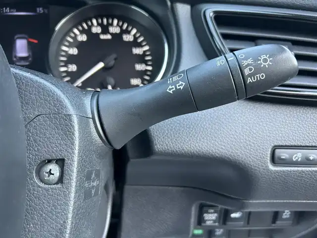 日産 エクストレイル 20Xi 栃木県 2018(平30)年 6.5万km ブリリアントホワイトパール エマージェンシーブレーキ/社外ナビ/・CD/DVD/Bluetooth/プロパイロット/アラウンドビューモニター/インテリジェントルームミラー/パワーバックドア/前後コーナーセンサー/ドライブレコーダー/ETC/カプロンシート/LEDヘッドライト/フォグランプ/オートハイビーム/純正18インチAW/ルーフレール/純正フロアマット/スマートキー/プッシュスタート